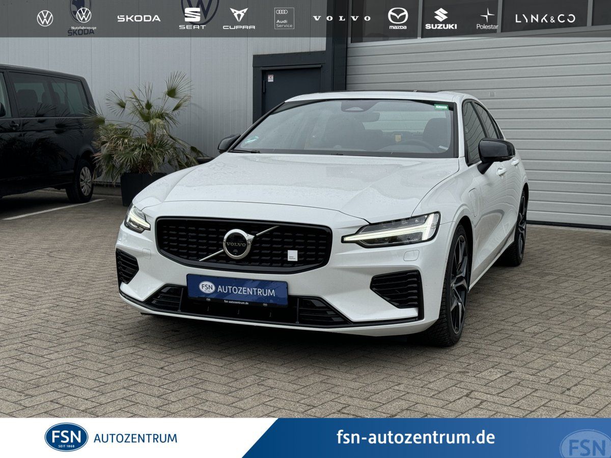 Volvo S60 T8 Twin Engine AWD Polestar Engineered