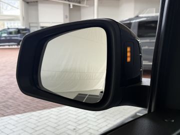 Volkswagen Caddy Maxi eHYBRID DSG STYLE ACC KAM 7SITZ AHK