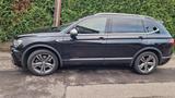Volkswagen Tiguan Allspace 2.0 TDI DSG 4 Motion R Line - VW Tiguan Allspace Gebrauchtwagen in Stuttgart