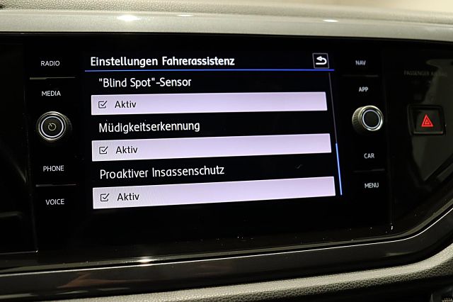 Polo IQ.DRIVE 1.0 TSI ACC NAVI SHZ BT PARKASSIST