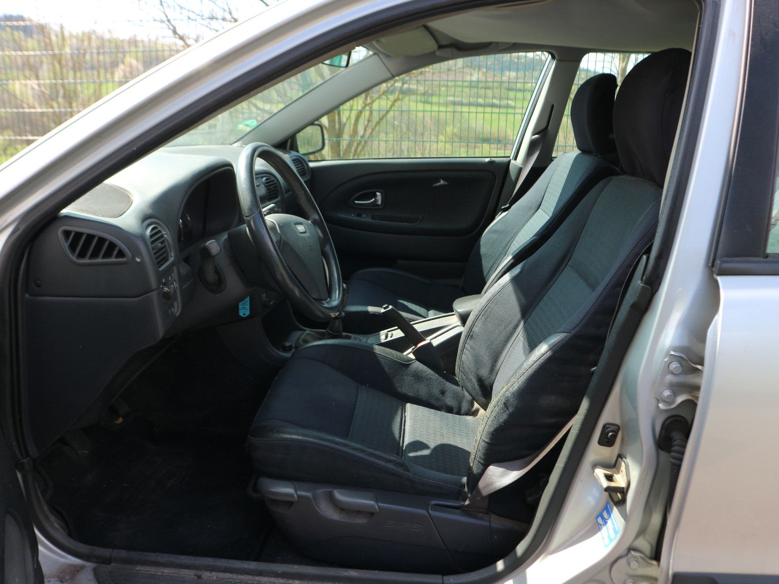 Fahrzeugabbildung Volvo V40 1.6 Klima