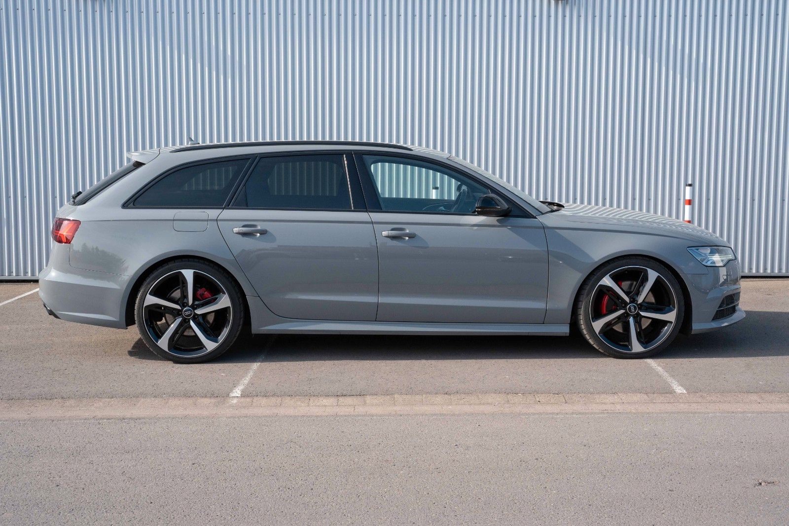 Fahrzeugabbildung Audi A6 AVANT 3.0 TDI COMP. S-SITZE MATRIX BOSE KAM