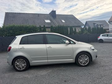 Volkswagen Golf - 4