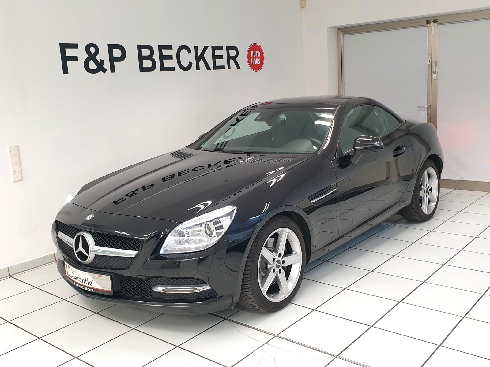 Mercedes-Benz SLK 250d 9G LEDER PANO BIXENON ILS AIRSCARF