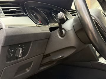 Volkswagen Passat Variant - 11