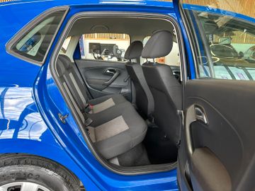 Volkswagen Polo V Trendline *2. Hand*Scheckheft*CD-Player*