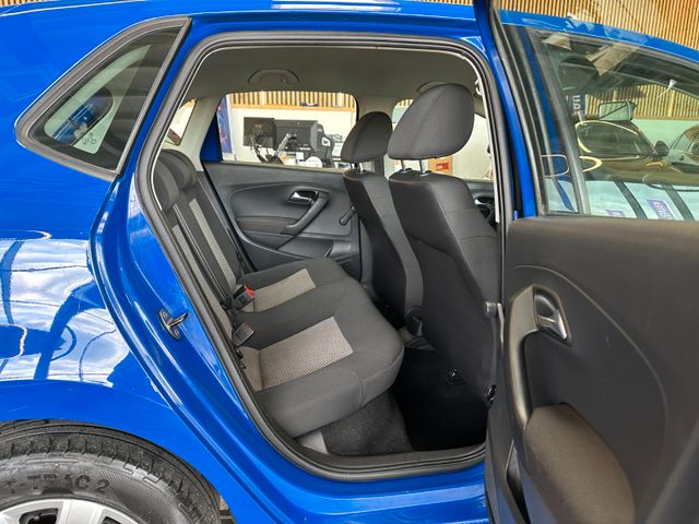 Volkswagen Polo V Trendline *2. Hand*Scheckheft*CD-Player*