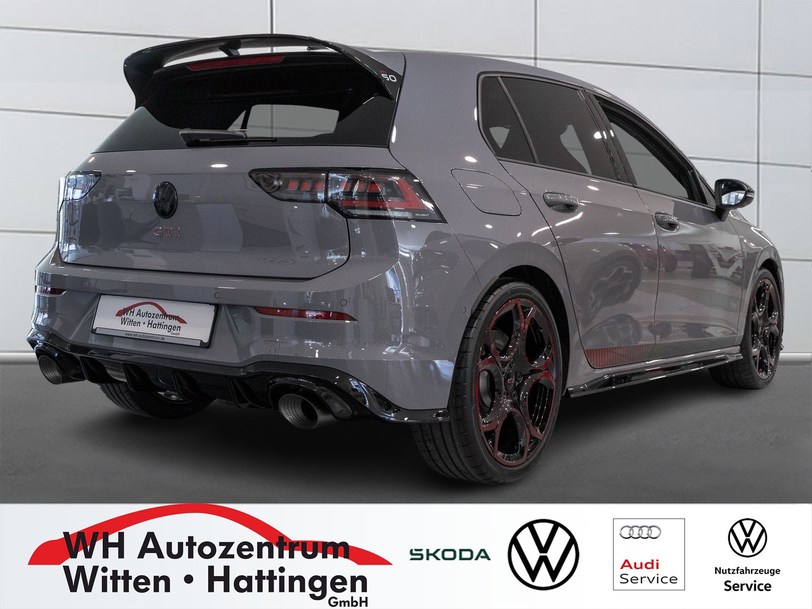 Volkswagen Golf  2,0 TSI DSG GTI Edition 50 PERFORMANCE-PAK foto 2