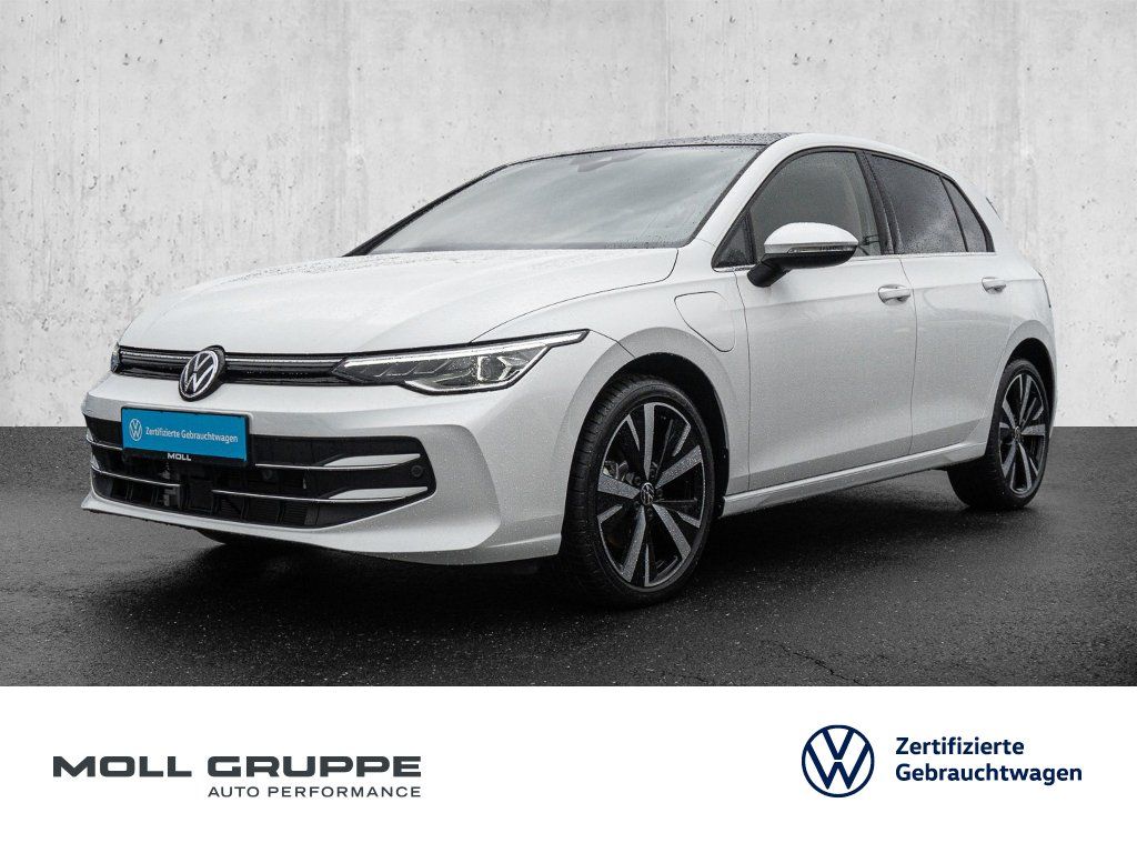 Volkswagen Golf 1.5 eHybrid DSG Style Pano IQ Light Kamera foto 1