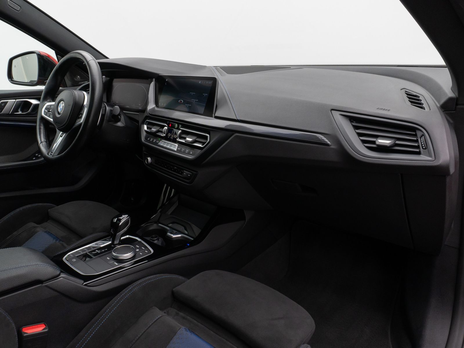 Fahrzeugabbildung BMW 220i Gran Coupé xDr M Sport Panorama Kamera H/K