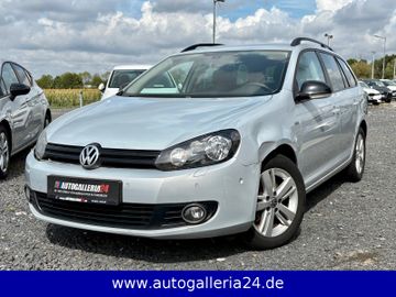 Volkswagen Golf - 1