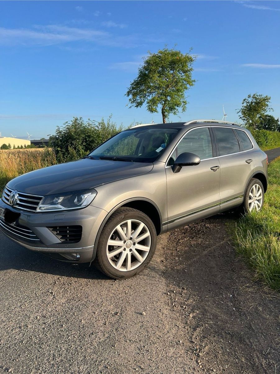 VW Volkswagen Touareg   262PS     V6 TDI 7p