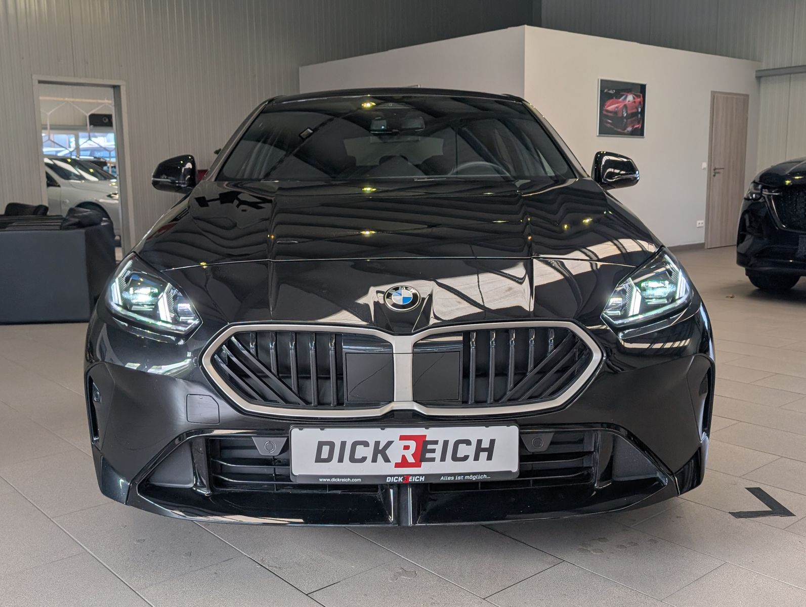Fahrzeugabbildung BMW 118 d M-Sport Premium Ad-LED Cam Pano Alcan 18"