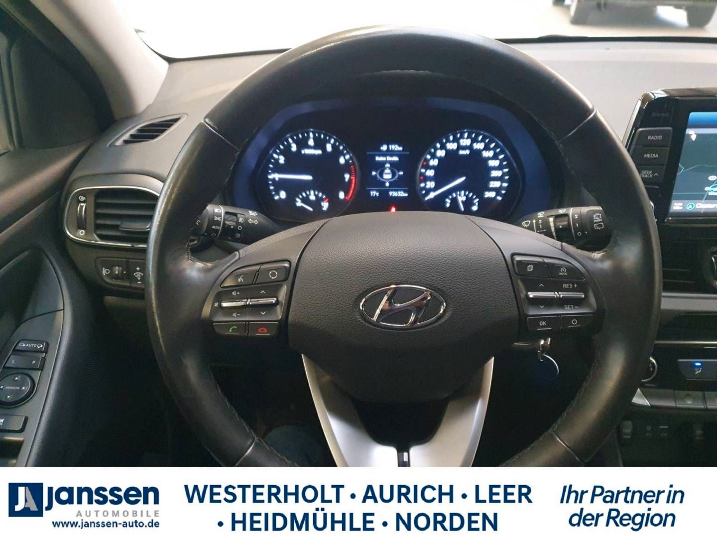 Fahrzeugabbildung Hyundai i30 Sonderkontingent Navigation