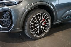 AUDI SQ5 Sportback TFSI | Pano | Carbon | Tech pro AUDI SQ5 Sportback TFSI | Pano | Carbon | Tech pro