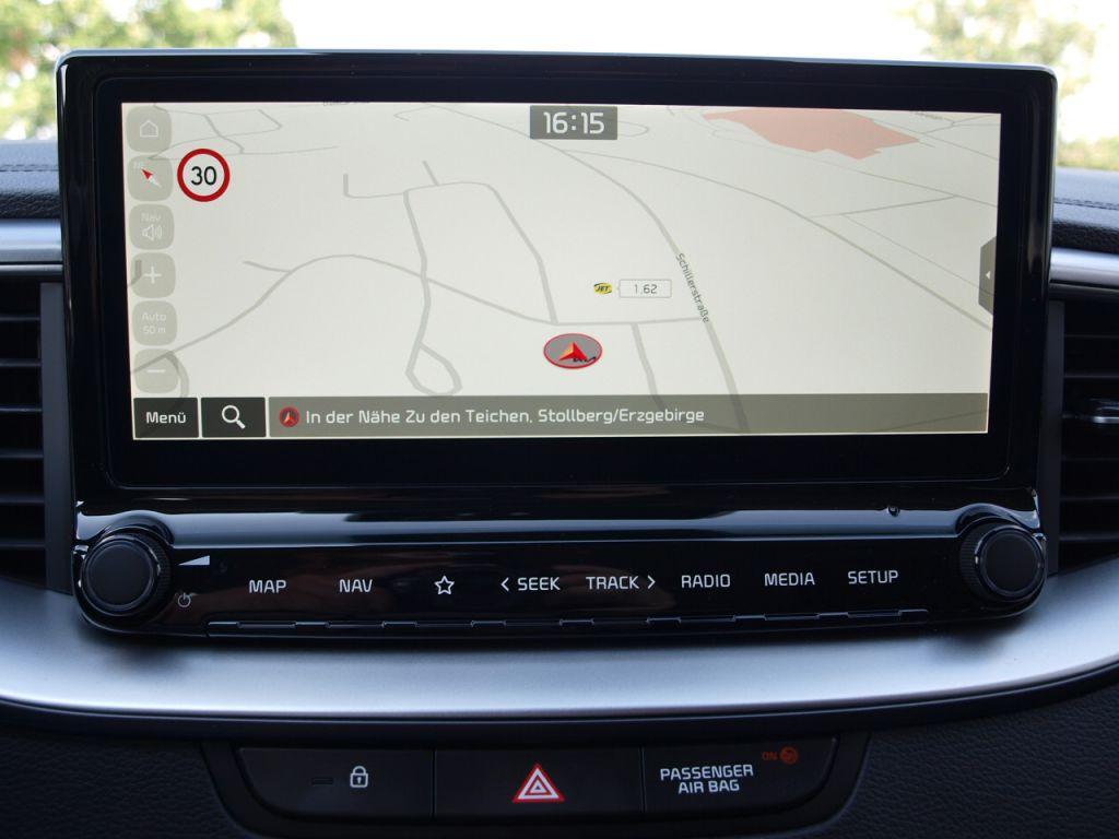 Kia Ceed SW 1.5 T DCT7 NAVI KAM ALU SHZG LED 4 WKR