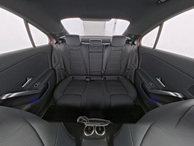 Mercedes-Benz A 250 4Matic Limousine AMG Line Premium+ Night