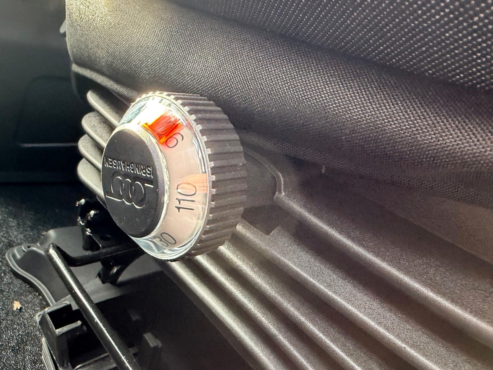 Fahrzeugabbildung Iveco Daily 35S14 A8*R3.450mm*Automatik*Kamera*3Sitze*