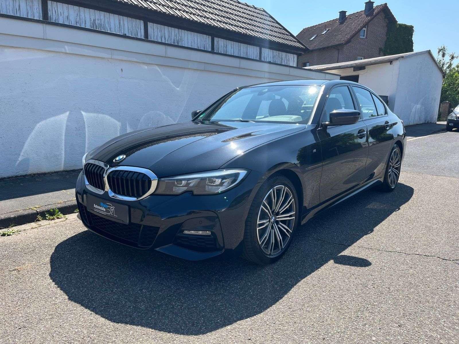 BMW 320 d Lim Aut M SPORTPAKET Navi LED 1.Hd Spurass