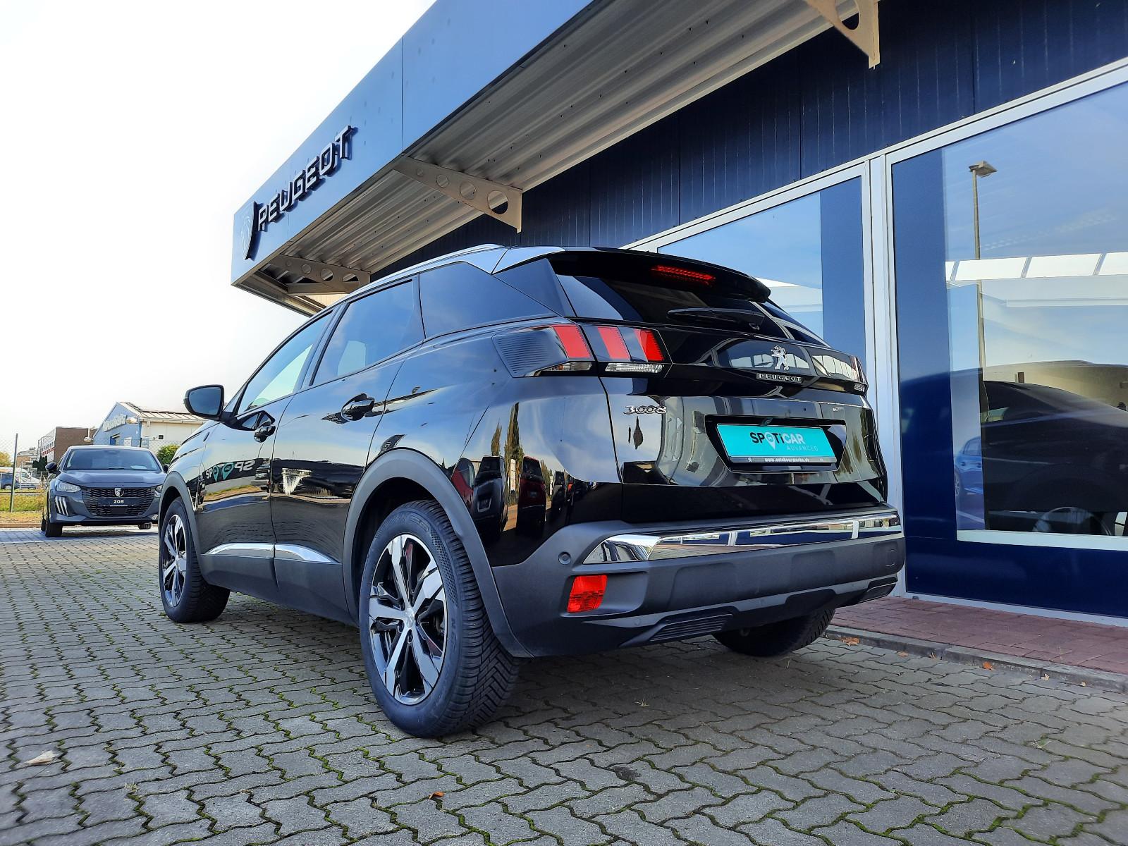 Peugeot 3008 Crossway EAT8  NAVI SH ELHK GJR aAHK