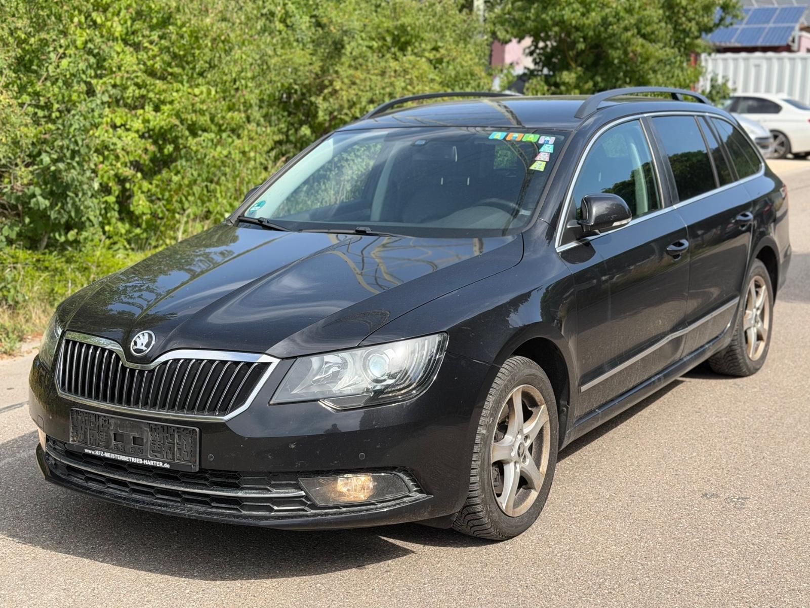 Skoda Superb Combi Elegance 4X4/AUTOMATIK/170PS/EURO5