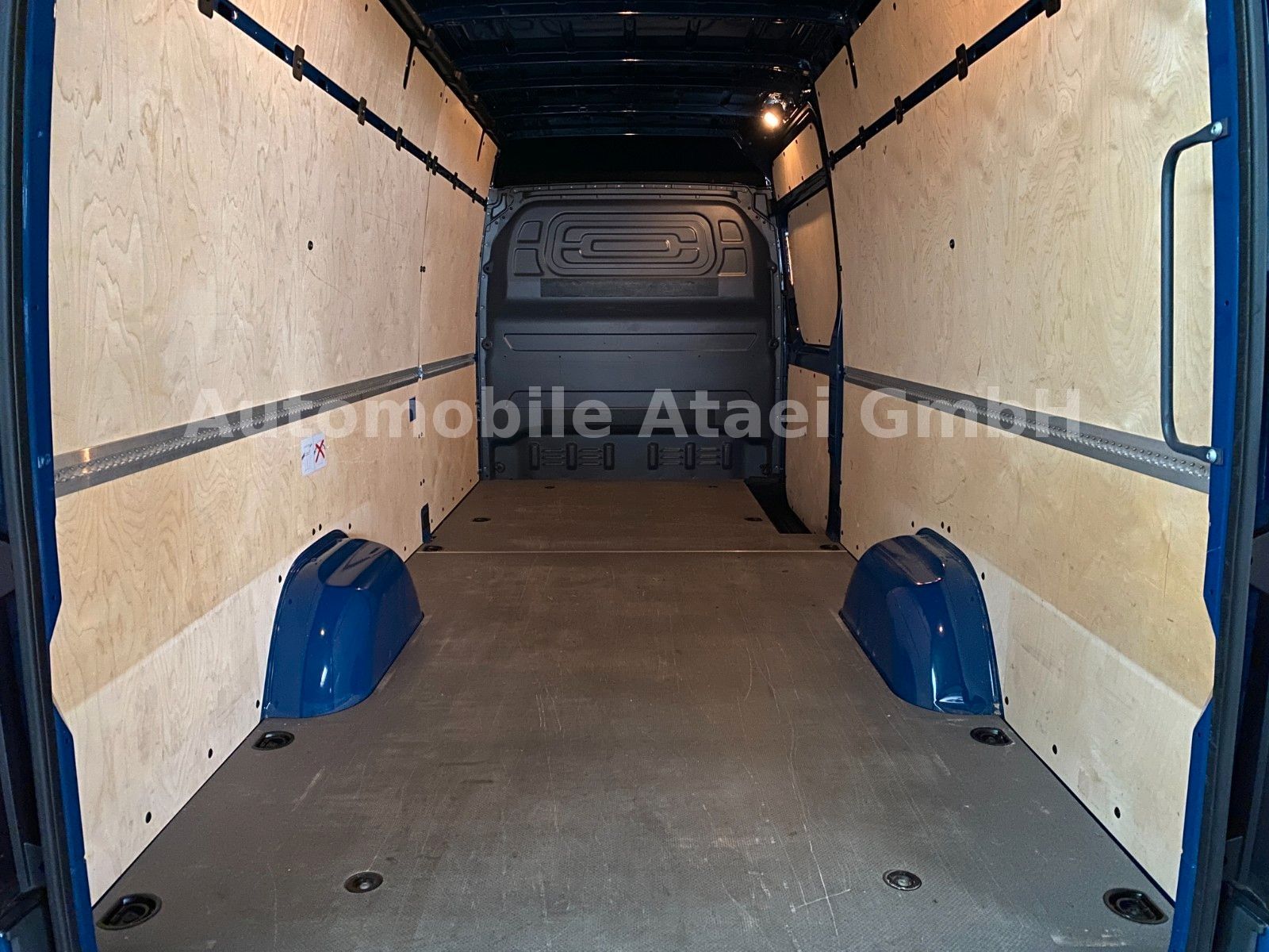 Fahrzeugabbildung Mercedes-Benz Sprinter 316 MAXI Automatik 360°KAMERA+AHK 2,8t