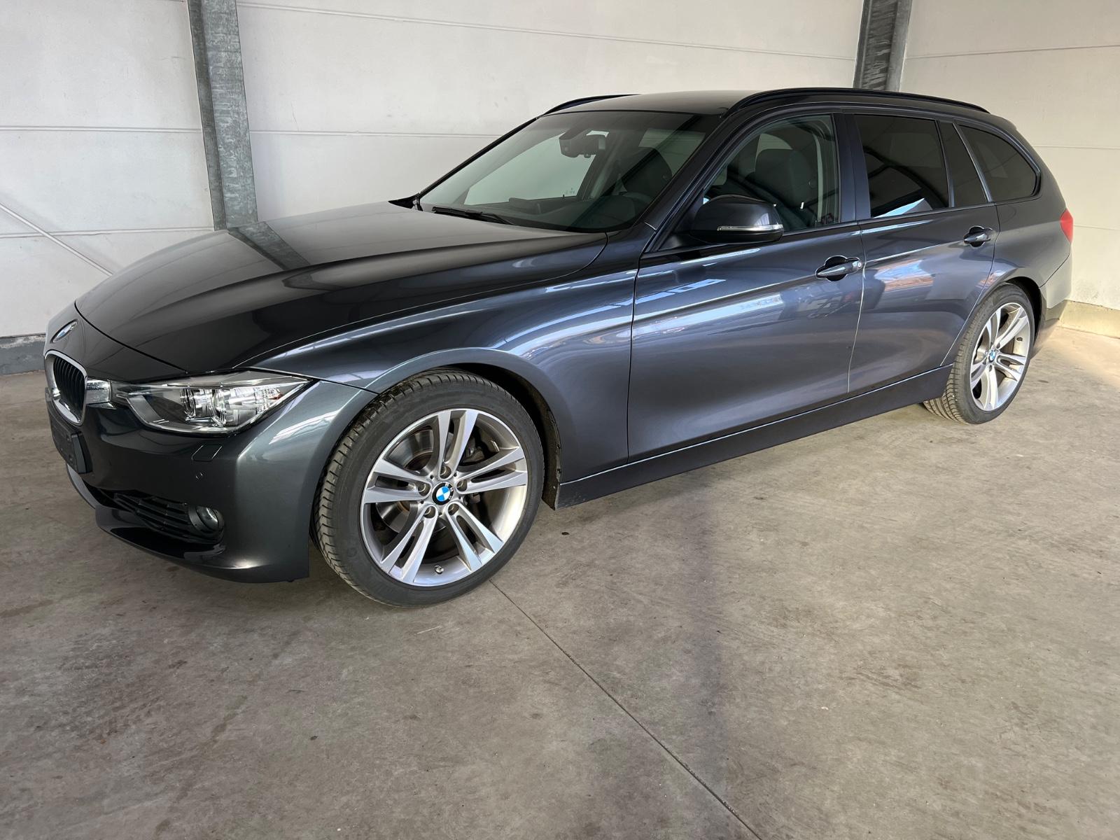 BMW 320d Touring Aut+Navi+PDC+Xenon+Sportfw+AHK+TOP