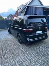 Volkswagen T7 Multivan Style Lang 2,0 TDI SCR DSG - VW T7 von privat