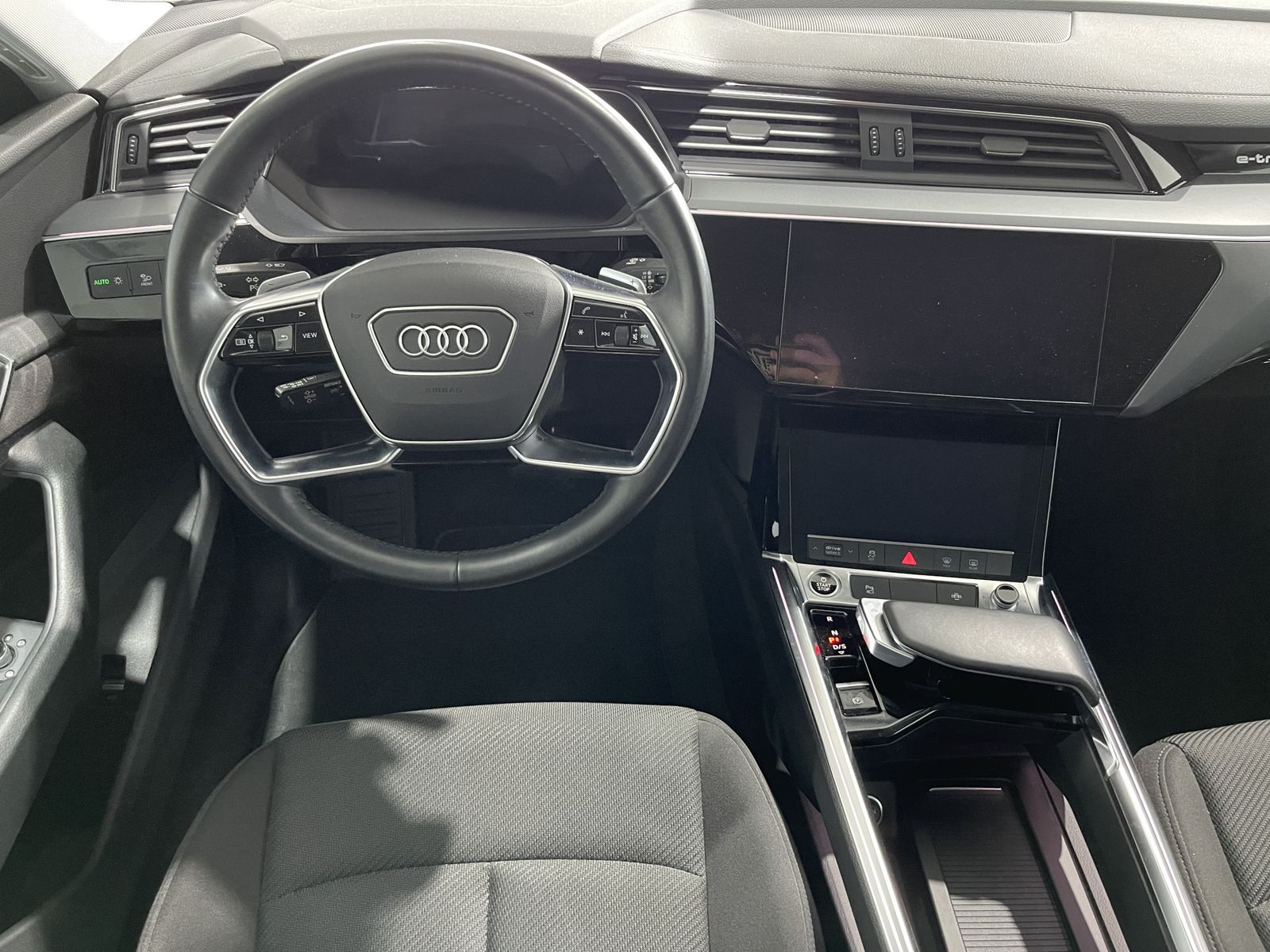 Fahrzeugabbildung Audi e-tron 50 Quattro*LED-Matrix*360°Cam*