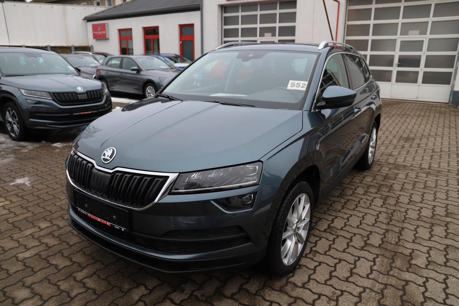 Skoda Karoq Style 1.5l TSI 150PS DSG LED/Navi/AHK/A...