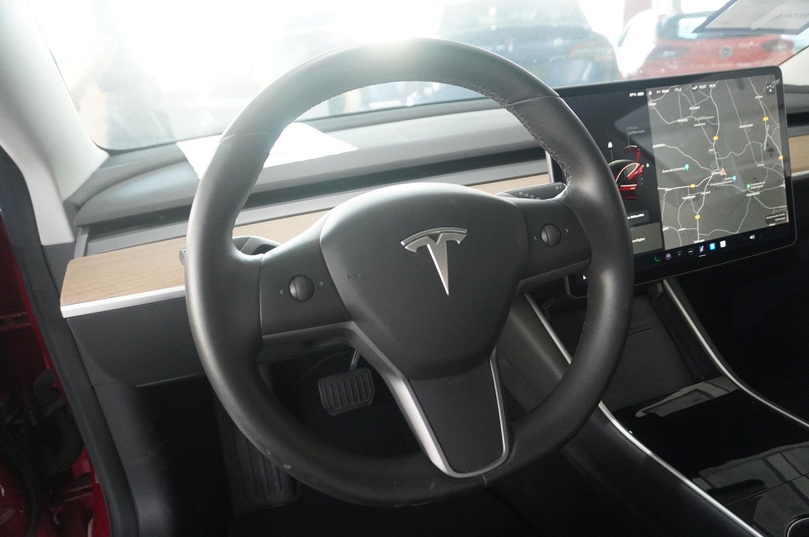 Fahrzeugabbildung Tesla Model 3 Standard Range Plus NAVI/KAMERA/SH/PANO