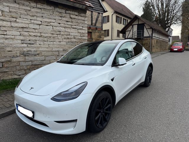 Tesla Model Y LR 2022 USS, EAP, Acc. boost, home