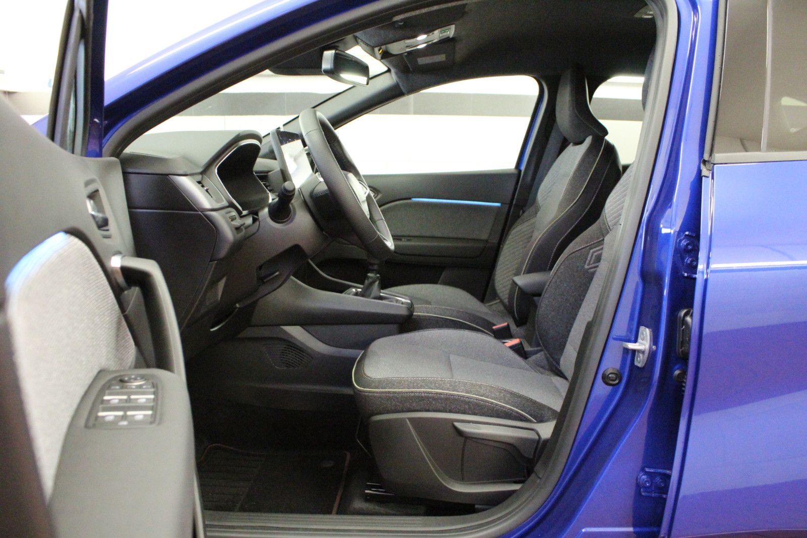 Fahrzeugabbildung Renault Captur TCe 115 KISS Sondermodell *Winter-Pak*Nav