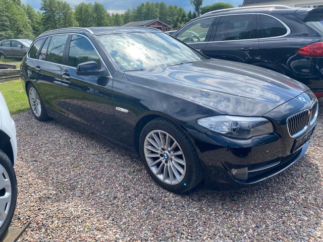 BMW 523i Touring  Panorama Leder AHK