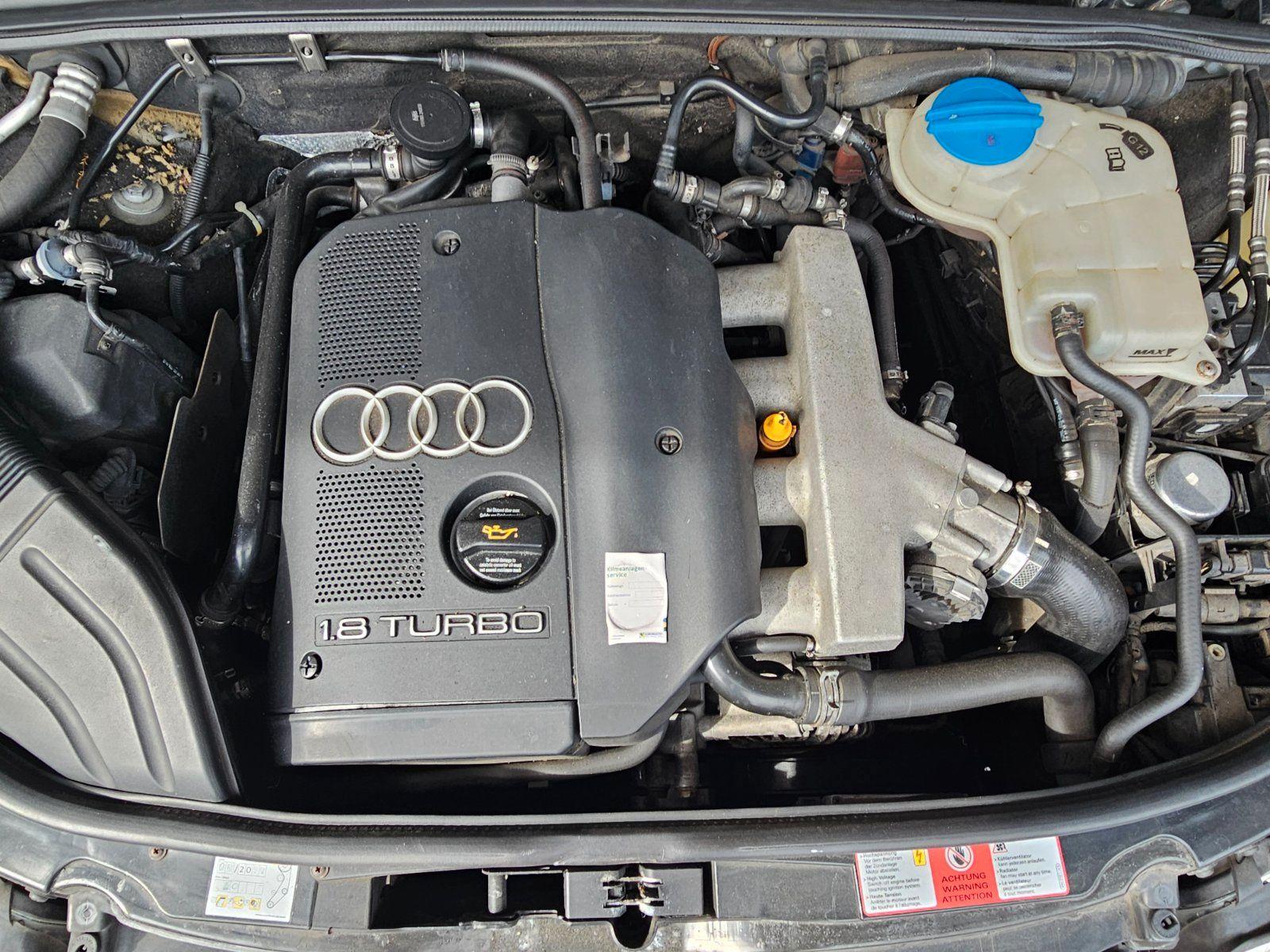 Audi A4 2004 — photo 6
