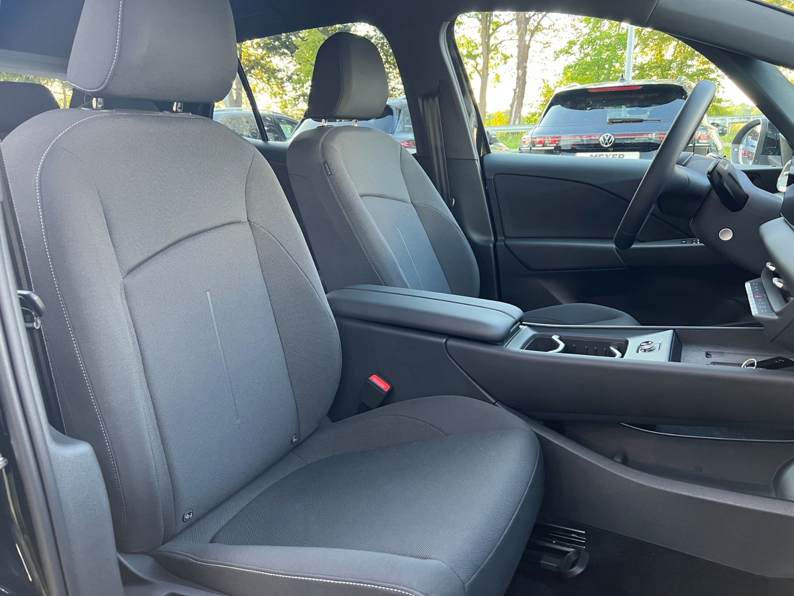 Fahrzeugabbildung Volkswagen ID.3 NEO Life 50 kWh *19" LM-Felge, Ganzjahresre