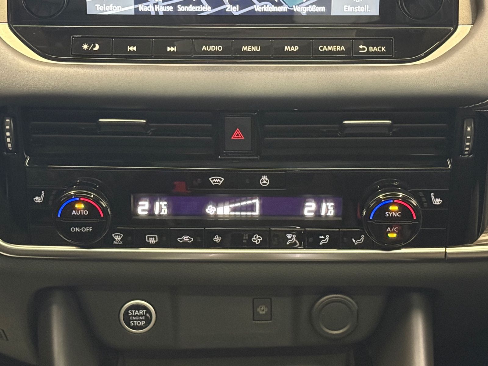 Fahrzeugabbildung Nissan Qashqai Tekna+ - Vollausst., Anh.-Kuppl., BOSE