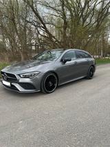 Mercedes-Benz CLA 220 Shooting Brake AMG-Line/Ambiente - graue Mercedes-Benz CLA 220 Shooting Brake