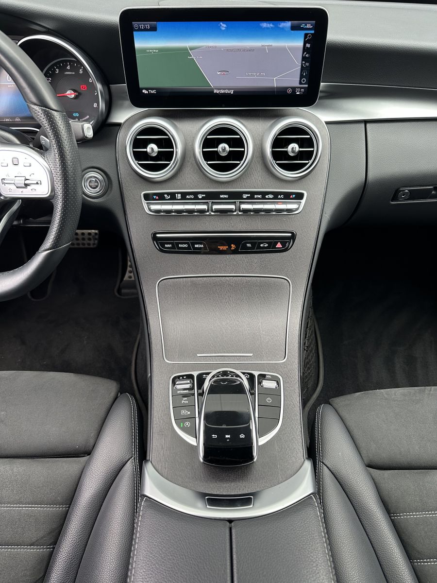 Fahrzeugabbildung Mercedes-Benz C 200 T AMG-Line NAV+LED+AHK+BURMESTER+DISTRONIC