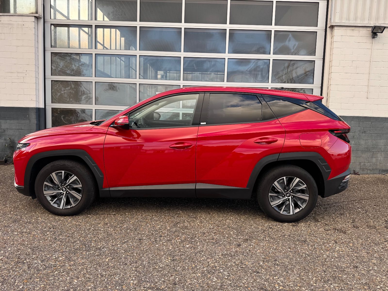 Hyundai Tucson 1.6 T-GDI Pure Spurh RCam Carplay foto 7