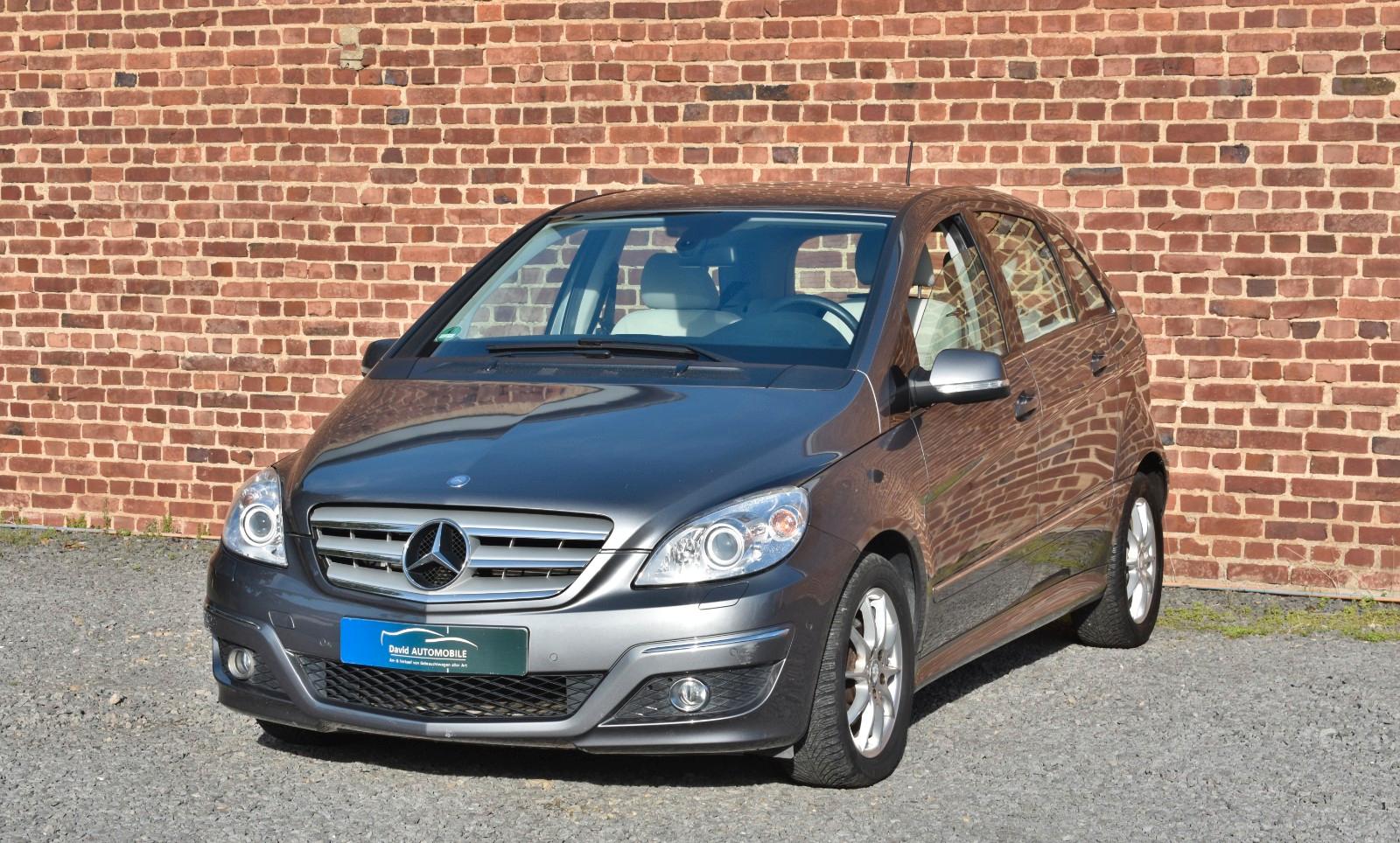 Mercedes-Benz B 200