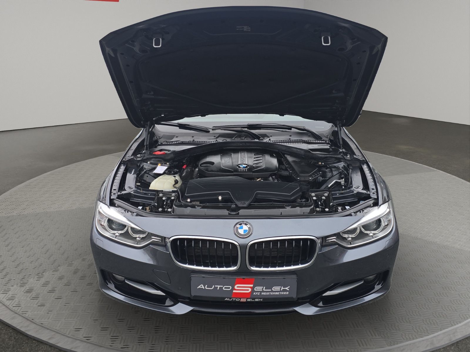 Fahrzeugabbildung BMW 318d Touring Sport Line Navi PDC Elktr.Heckklapp
