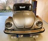 Volkswagen Käfer - silberne Volkswagen Käfer
