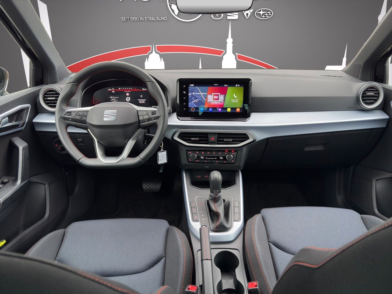 Fahrzeugabbildung SEAT Arona FR 1.0 TSI  DSG LED/ACC/NAVI/AHK