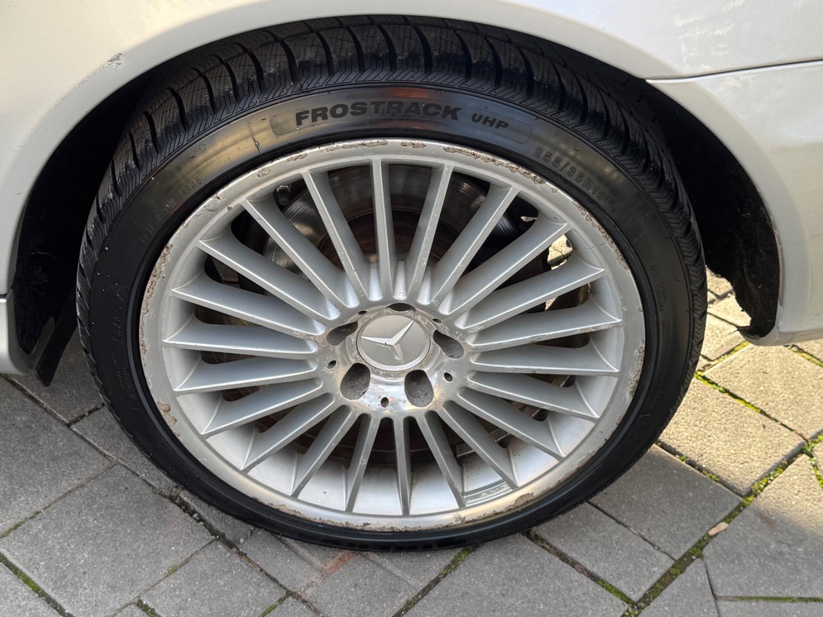 Mercedes-Benz CLK 270 CDI AVANTGARDE AUTOMATIK+LEDER+ALU