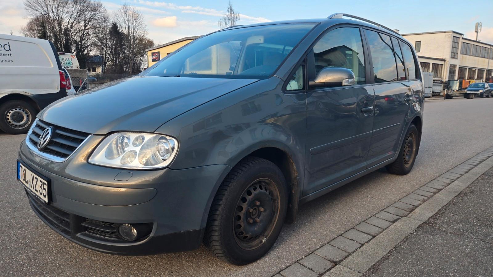 Volkswagen Touran Highline Automatic Sitzheizung