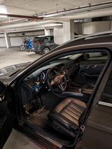 Mercedes-Benz E 500 4MATIC T AVANTGARDE AVANTGARDE - Mercedes-Benz E 500: 4matic