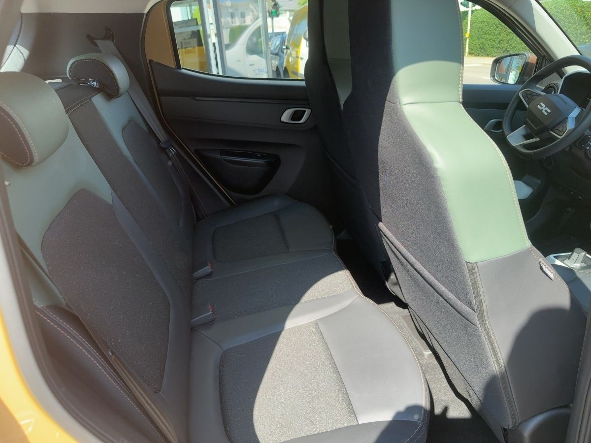 Fahrzeugabbildung Dacia Spring Extreme ELECTRIC 65