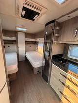 Hobby 560 WLU Prestige + Vorzelt "Dometic Residence" - Hobby 560 wlu