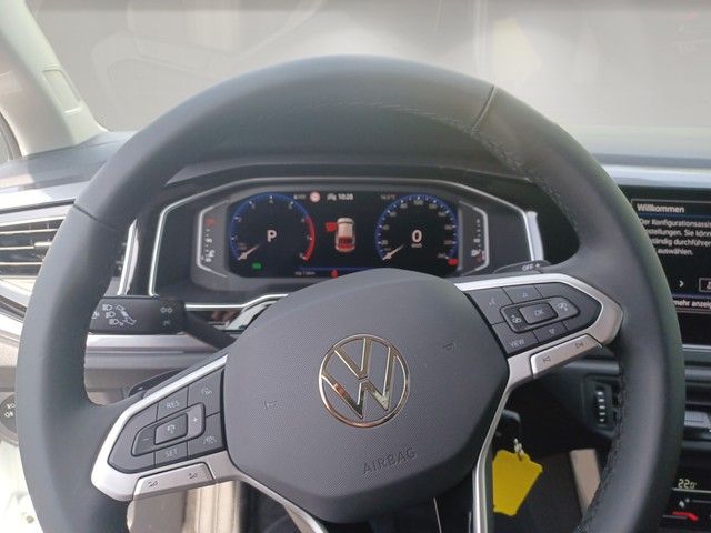 Fahrzeugabbildung Volkswagen Taigo 1.0TSI DSG Style  AHK+GJR+KAMERA+NAV+APP